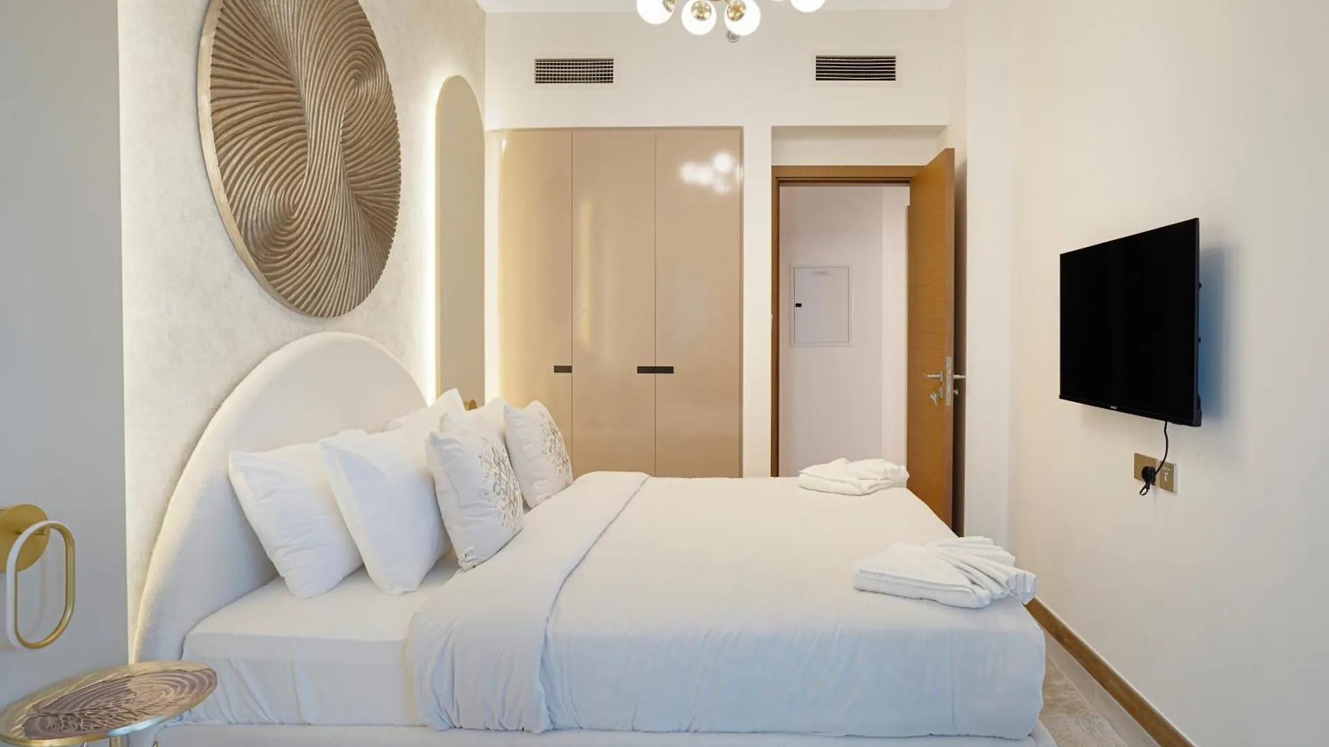 Apartament 26- Luxury Waterfront 2Br With Infinity Pool Near Burj Khalifa And Dubai Mall