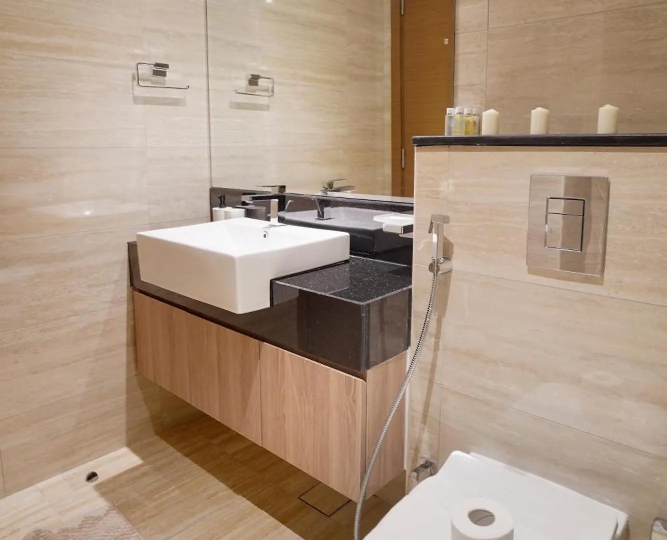 Appartamento 26- Luxury Waterfront 2Br With Infinity Pool Near Burj Khalifa And Dubai Mall
