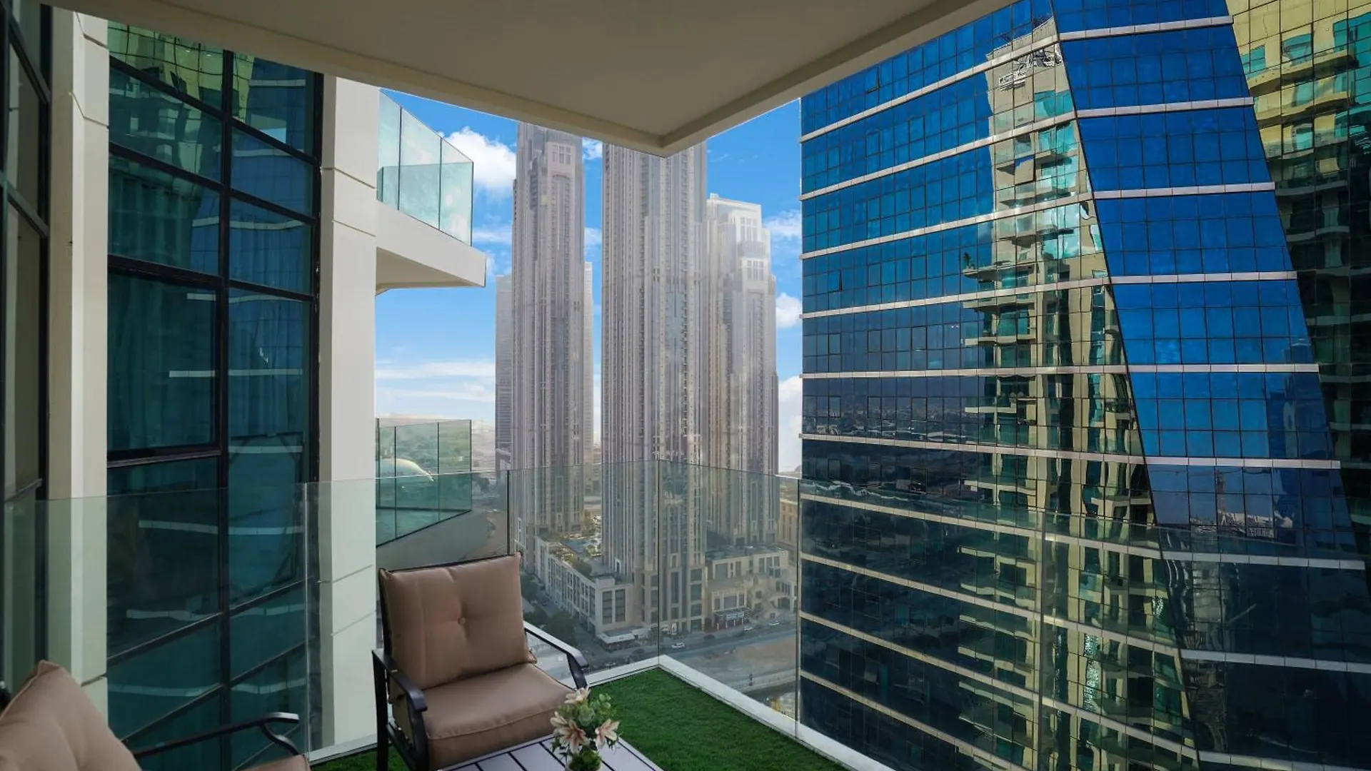 26- Luxury Waterfront 2Br With Infinity Pool Near Burj Khalifa And Dubai Mall